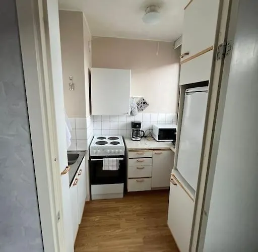 Kotimaailma - Kaksio Tikkurilan Palveluiden Laehistoellae * فانتا