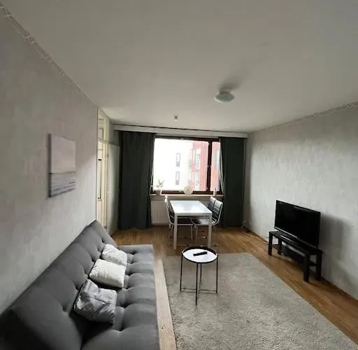 Kotimaailma - Kaksio Tikkurilan Palveluiden Laehistoellae فانتا